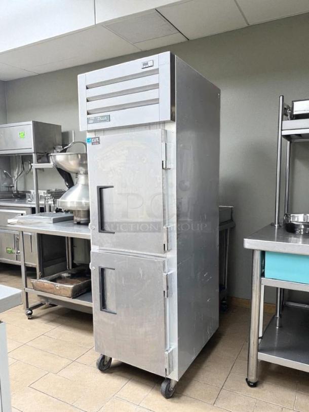 True STM1R-2HS-HC Reach-In Refrigerator, 27.5", tested, working, stainless steel, dual door, caster wheels, 115V, excellent condition.