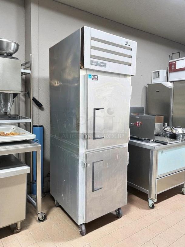 True STM1R-2HS-HC Spec Series 27.5" reach-in refrigerator, stainless steel, tested, on wheels, True logo visible.