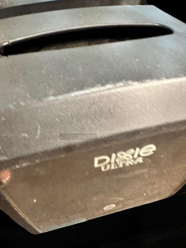 Dixie Ultra napkin dispenser, great condition, Georgia-Pacific, compact countertop model, logo visible, 7.5"x5.86"x7.2".