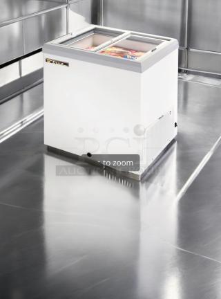 True TFM-29FL flat lid freezer, 6.3 cu. ft., excellent condition, 115V, white exterior, fully tested, USA-made.