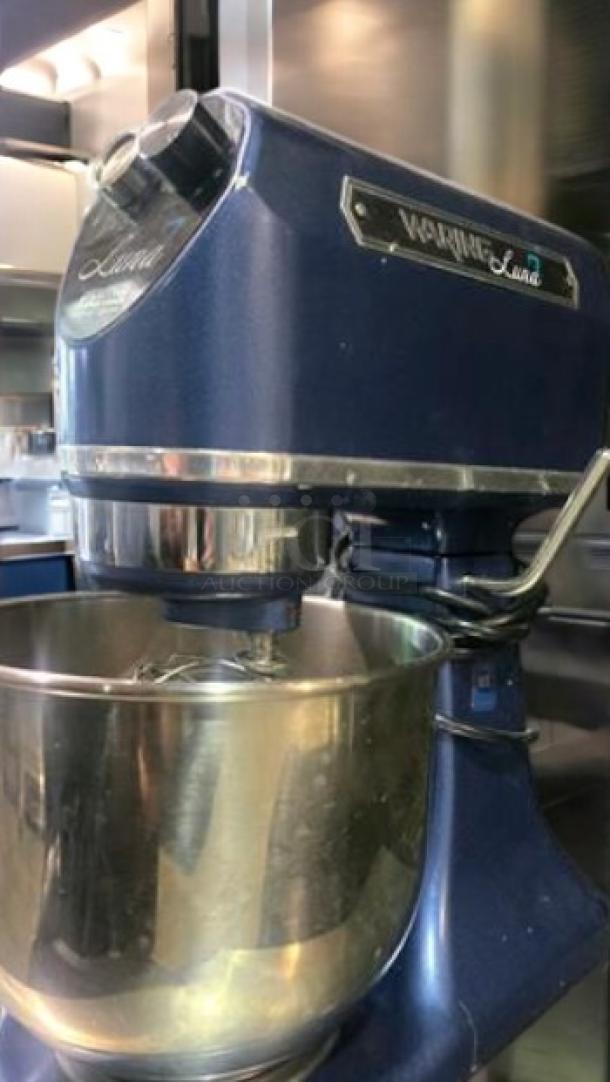 Waring Commercial Luna WSM7L planetary mixer, 7 Qt, excellent condition, blue finish, 120V, tested and working, USA-made.