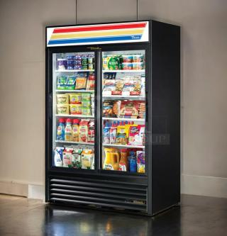 Excellent Condition – True GDM-45 Two-Glass Door Merchandising Refrigerator – 115V – Fully Tested & Working! - Item #1216591