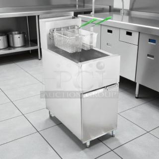 Great Condition - Dean by Frymaster SR142G Natural Gas Super Runner Floor Fryer 35-43 lb. - Tested and Working! - Item #1216935