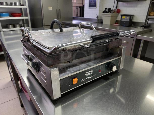 Waring WDG250 Panini Grill, excellent condition, grooved top, smooth bottom, 14.5"x11" surface, tested, 120V, 1800W.