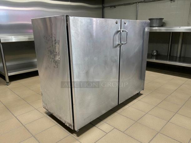 INFINITY IBCRS-2D-SSD 37" high backbar refrigerator, excellent condition, two-door, tested and working.