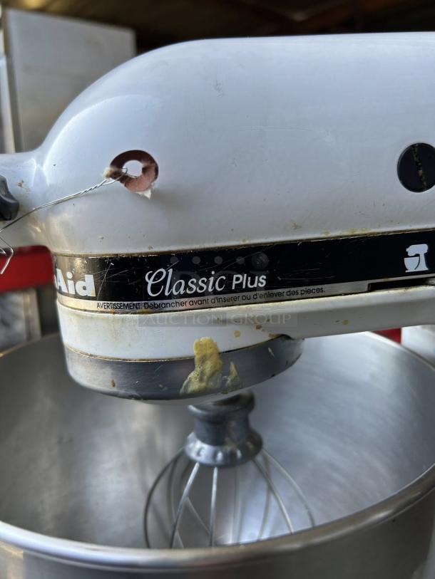 KitchenAid KSM75WH1 Classic Plus 4.5 Qt Mixer, white, visible wear, labeled "Classic Plus," tested & working.