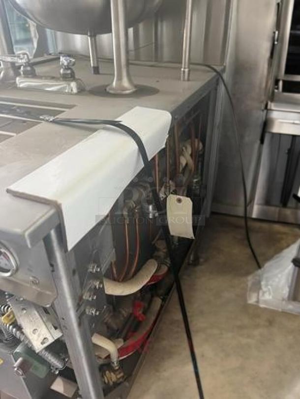 Brand new Cleveland KGL-40 gas stationary tilting kettle, 40-gallon capacity, natural gas, visible wiring, fully tested and working.