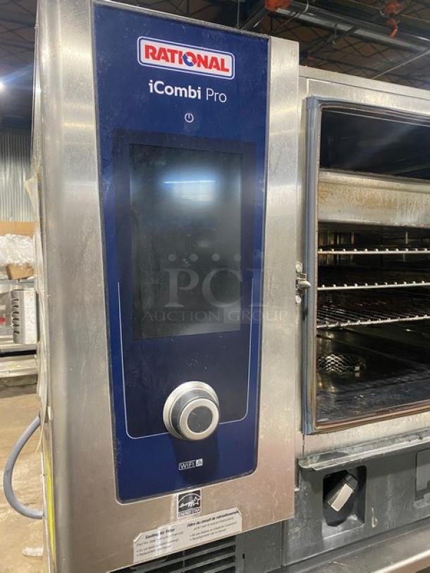 Rational iCombi Pro stainless steel combi oven, model LM100CG.AXXXX, commercial-grade, natural gas, double stack with wired rack.