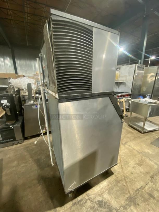 Manitowoc Indigo Series ice maker/bin combo, model IYT0500A-161, stainless steel, Energy Star certified, with scooper.