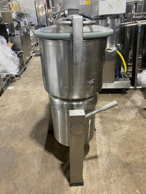 Robot Coupe R60 stainless steel 66.5 Qt vertical food processor, electric 2-speed, used, 208-240V 3-phase. Model R60.