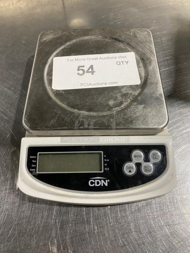 CDN Commercial Digital Weight Scale, Model SD2206. 22 lb capacity. Features mode and tare buttons. Slightly used condition.