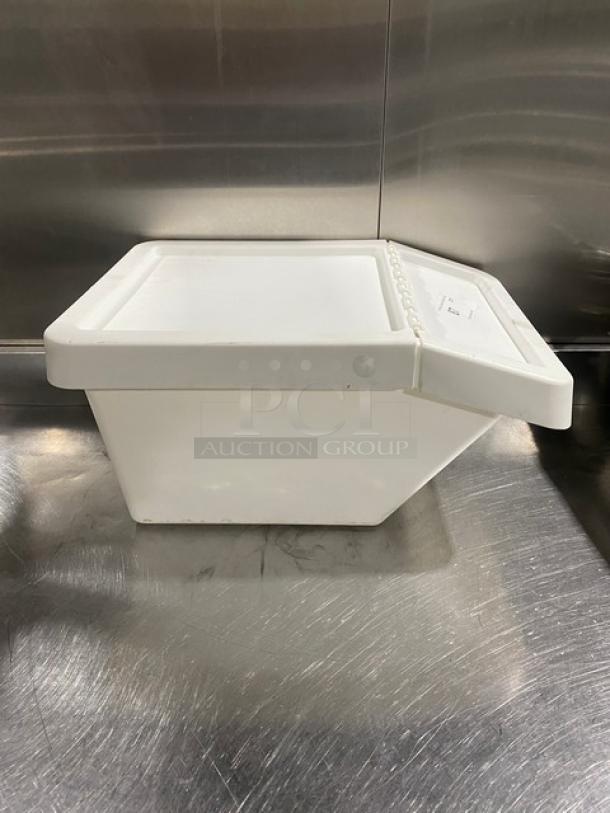 Commercial white stackable countertop food ingredient bin, sturdy plastic, hinged lid, excellent condition.