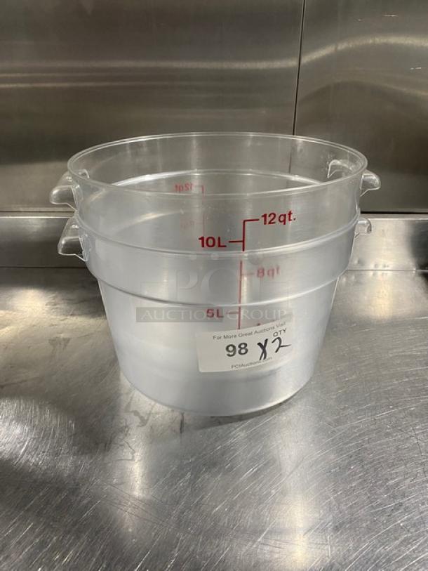 Cambro RFSCW12 clear polycarbonate 12 qt. food storage container with handles, marked measurements, label indicates auction item.