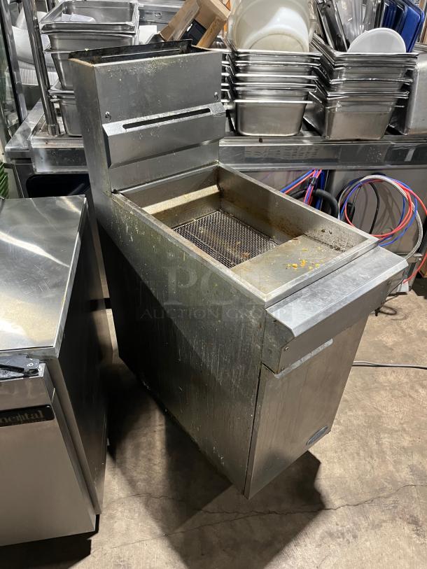 NICE! DCS commercial stainless steel natural gas deep fat fryer with backsplash, basket hanger, on legs, good condition.