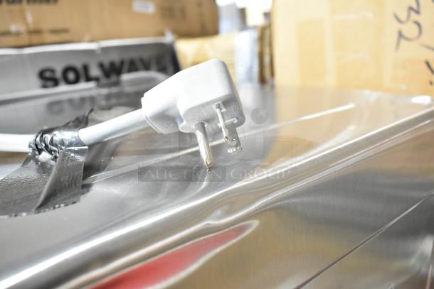 Brand new 2025 Solwave 180MW1800TH commercial microwave, slight scratch and dent, stackable, 1.2 cu. ft., 208/240V.