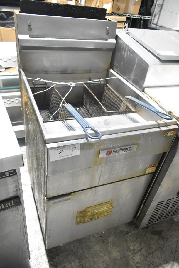 Cecilware Pro FMS705NAT stainless steel deep fat fryer, 70 lb capacity, natural gas, with 2 metal baskets. Used condition.