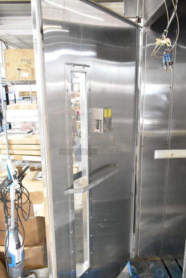 Baxter PC151DD stainless steel roll-in rack proofer, 208/240V, 1 phase, with keypad and inspection window.