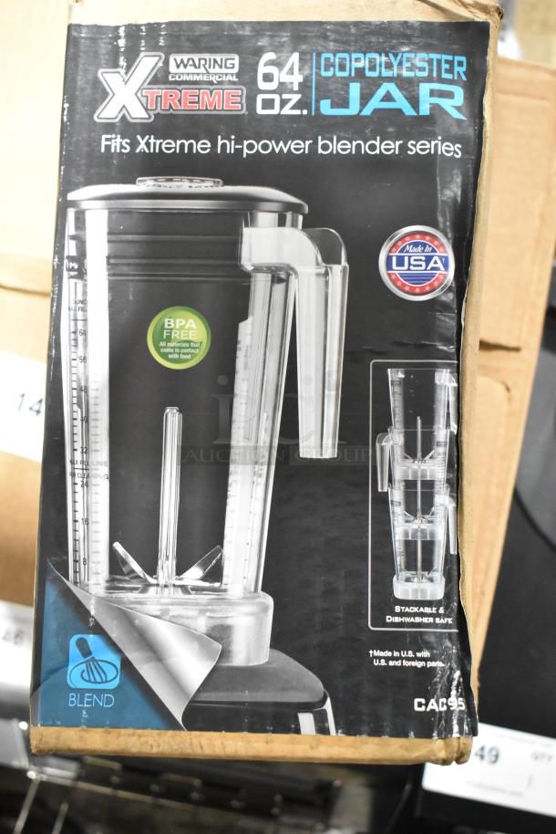 !BRAND NEW SCRATCH AND DENT! Waring CAC95, 64 oz. clear copolyester blender jar, for commercial blenders, BPA free, USA made.