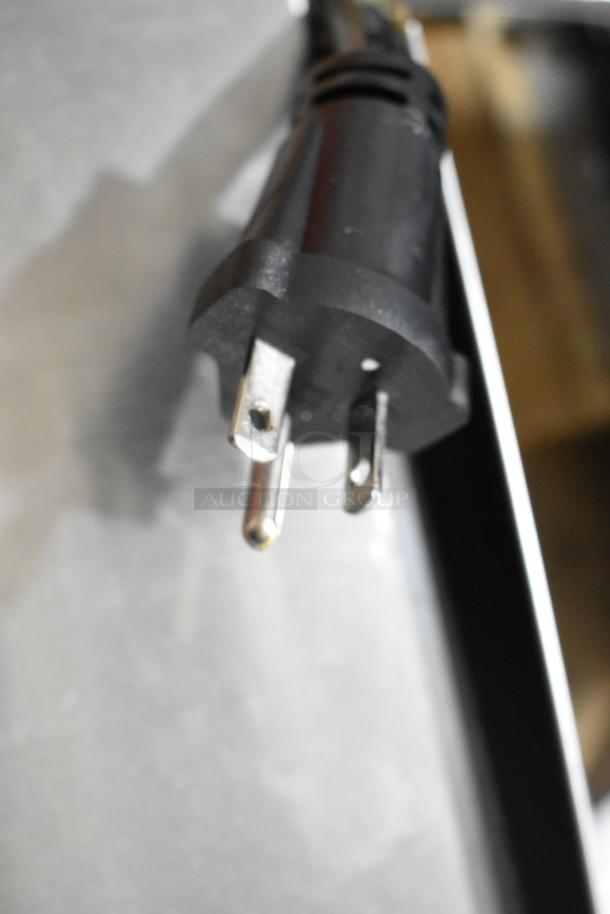 Power plug of Hatco TQ-800H Toast Qwik Conveyor Toaster, 208V, 1 Phase, showing standard US three-prong design.