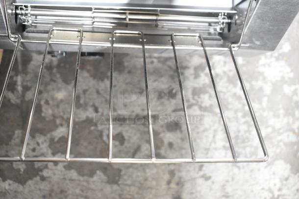 BRAND NEW Hatco TQ-800H Stainless Steel Toast Qwik Conveyor Toaster, 3" Opening, Scratch and Dent, 208V, 1 Phase.