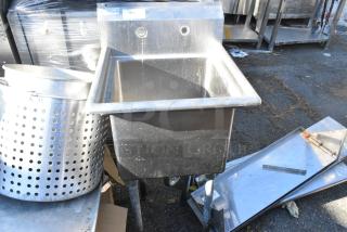 Stainless Steel Commercial Single Bay Sink. - Item #1217156