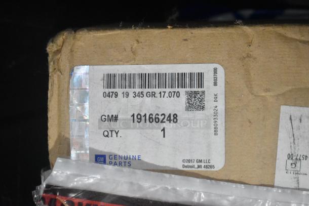 Brand new GM 19166248 Roof Luggage Carrier Kit in box, label shows GM Genuine Parts, quantity 1.