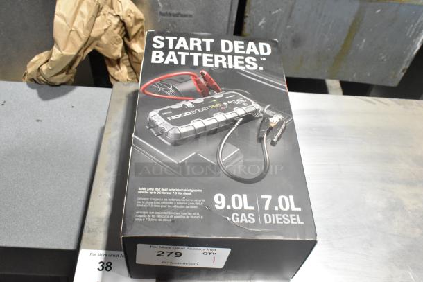 Brand new Noco Boost Pro jumper for dead batteries; suitable for up to 9.0L gas or 7.0L diesel engines. Box shows product image.