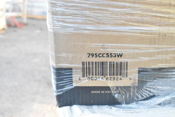 Cardboard box with barcode 00014629248, marked "795CC553W," wrapped in plastic. Made in Vietnam.