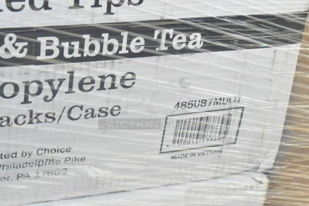 Close-up of a labeled box mentioning straws and bubble tea, barcode visible. Contains 25 new scratch and dent items.
