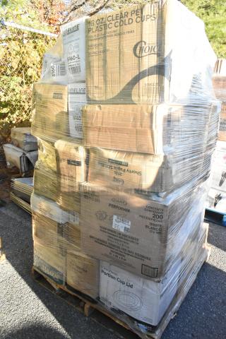 35 BRAND NEW SCRATCH AND DENT! Items Including Containers, Trash Cans, Teaspoons, Bakery Bags, Ice Bags. See Description for Details. 35 Times Your Bid! - Item #1217428