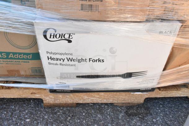 Box of Choice polypropylene heavy weight forks, 1000 per case, labeled break-resistant, wrapped on a pallet.