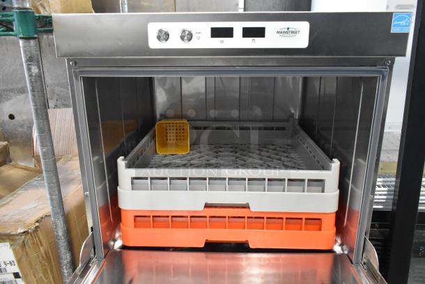 Brand new Mainstreet 541HTUC30 stainless steel high-temp undercounter dishwasher. Scratch and dent, 208/240V, 1 phase.