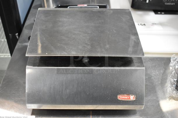 BRAND NEW Tor Rey PPC-5/10 digital portion control scale, 10 lb. capacity, scratch and dent, with remote indicator and foot pedal.