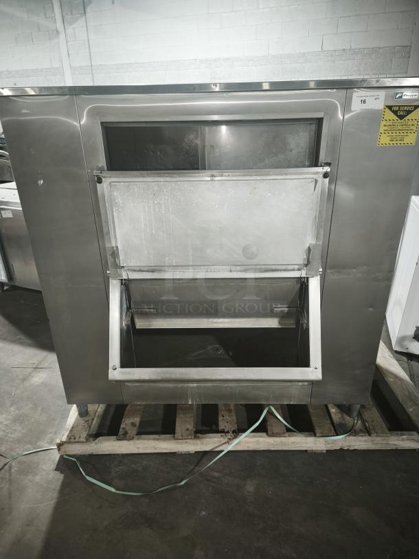 MGR SP-1650-SS ice storage bin, stainless steel, front-opening, on pallet. Good condition, service label attached.