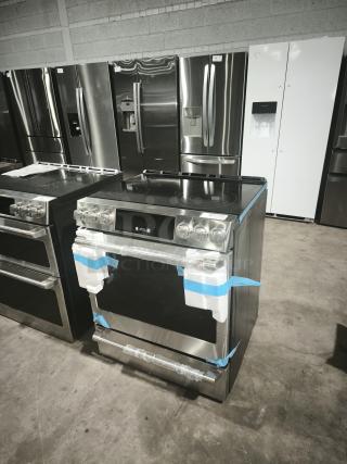 New GE Café 30″ Smart Slide-In Range, model CES700P2MS1. Features radiant and convection cooking. Front-control, packaged in protective materials.