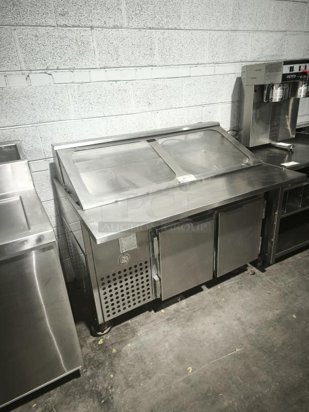 S&G Manufacturing BERS27 refrigerated sandwich prep table with clear lid, stainless steel, tested working, pristine condition.