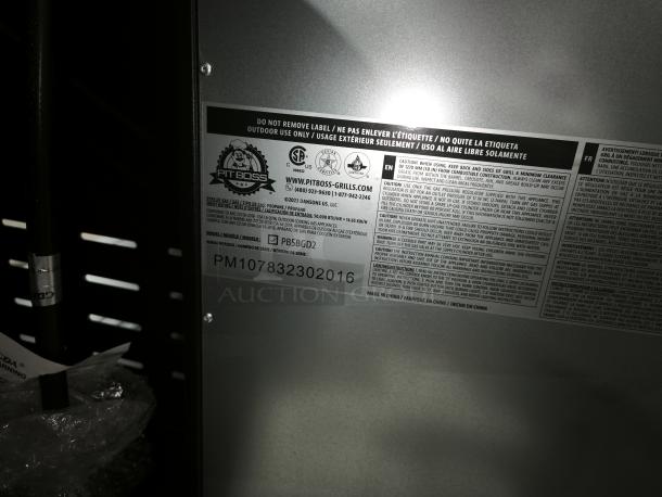 Brand new Pit Boss PB5BGD2 Ultimate 5-Burner Griddle, shown with caution and model labels. Serial: PM107832302016.