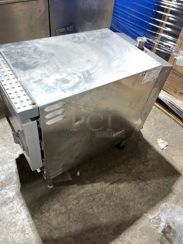 Southbend Simple Steam Series EZ3 countertop steamer, stainless steel, electric, 208V, 3-phase, on legs, serial 08G72460-2.