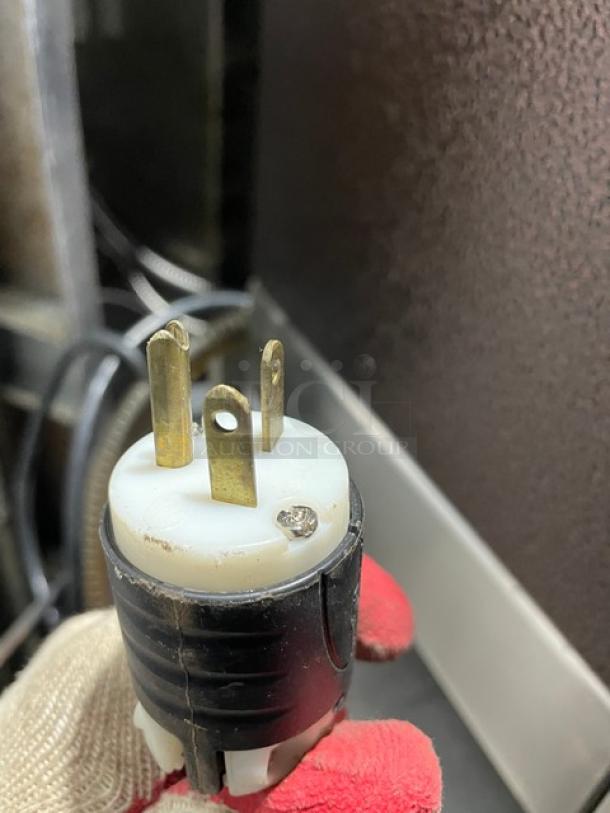 Cecilware Venezia Series ESP2 espresso machine power plug, three prongs, 220-240V, worn condition.