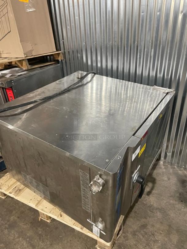 Alto-Shaam 714ESISK combi smoker oven, stainless steel, electric, single stack, model 7.14ESI/SK, SN: 1156437-000, 208-240V 3 phase.