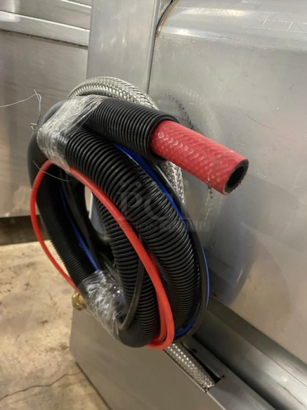 Hobart Advansys LXe Series dishwasher model LXER, stainless steel, energy-efficient, with full-size cup rack in new condition.