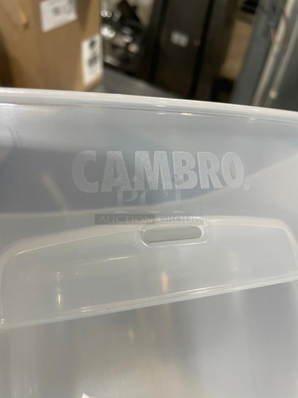 Cambro 8 Qt. Clear Square Food Container, Model 8SFSPROPP, new with handles. Visible Cambro branding.