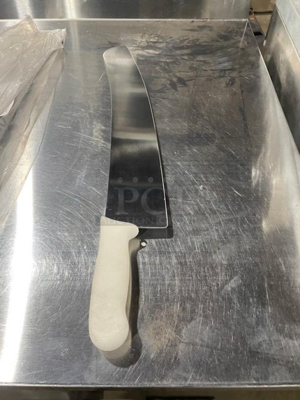 Dexter Russell Sani-Safe 18" pizza knife, stainless steel blade, white grip handle, model S160-18, new condition.