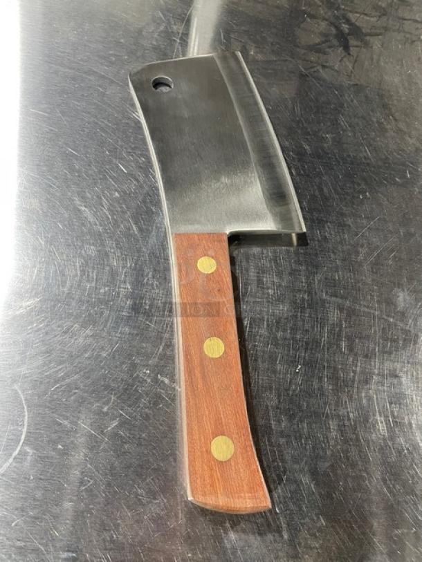 NEW Dexter Russell S5287 7” stainless steel cleaver with rosewood grip handle, commercial grade, mint condition.