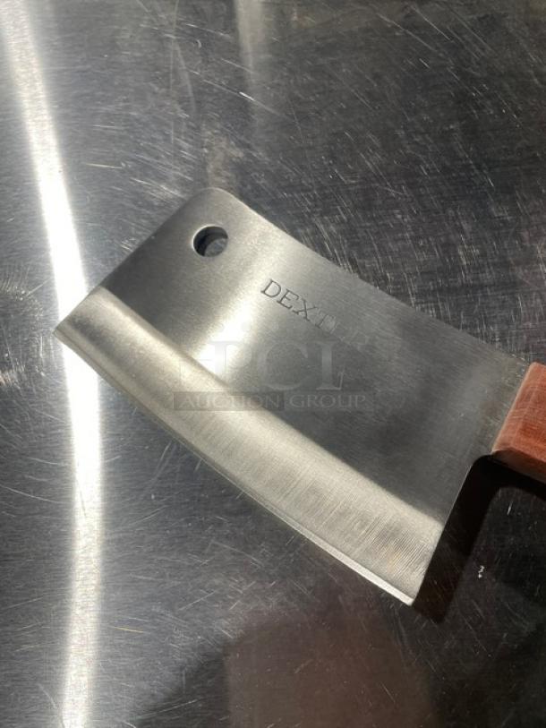 NEW Dexter Russell 7” Stainless Steel Cleaver, Model S5287, with Rosewood Handle. Engraved brand name visible.