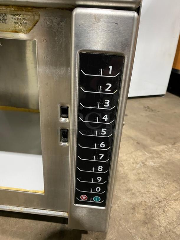 Amana RC30S2 stainless steel commercial microwave with programmable touchpad controls, 2014 model, 208/230V, in good condition.