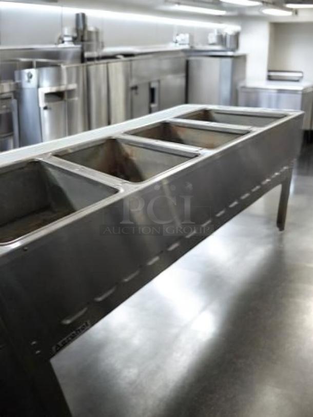 Duke E304SW electric steam table, 4 wells, stainless steel, great condition, fully tested, 208V, infinite controls.