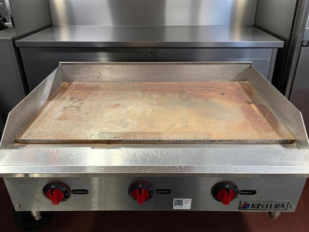 Kintera KG-36, 36" commercial gas griddle in prime condition. Natural gas, fully tested and working, with branded control knobs.