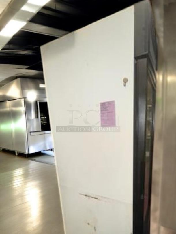 True GDM-23-HC-LD glass door merchandising refrigerator, immaculate condition, single door, 115V, fully tested, True Manufacturing.