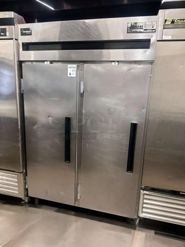 Delfield 6000XL double door reach-in freezer in superb condition, stainless steel exterior, fully tested and operational, 115V.